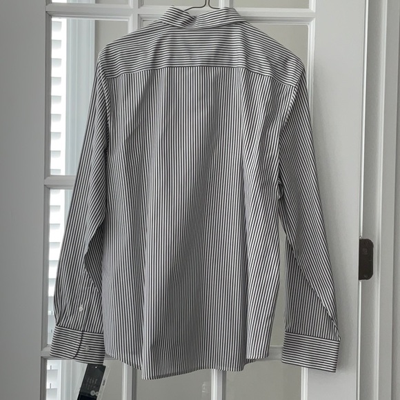 Jones New York Easy Care Blouse NWT - Picture 2 of 4